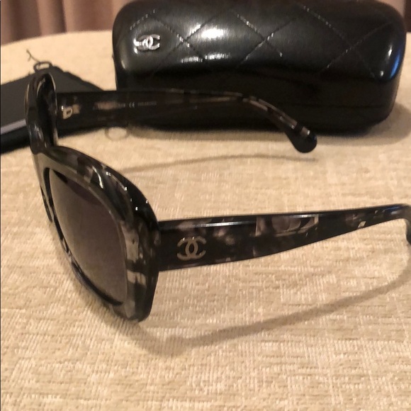 Authentic Chanel Sunglasses - Picture 5 of 8